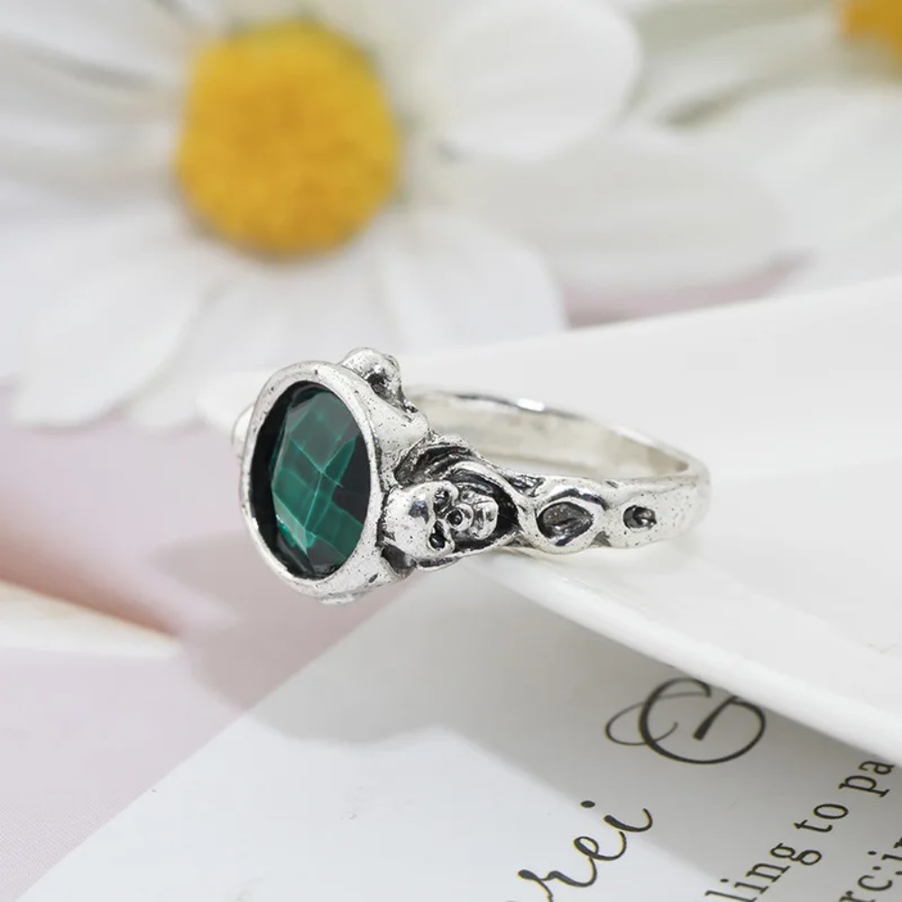 Nouvelle Niche Vintage classiq - Gothic Skull Ring avis et prix