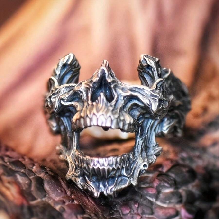Bague vintage gothique masque  - Gothic Skull Ring avis et prix
